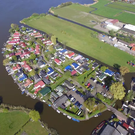 Jeff Direkt Am Wasser Mit Eigenem Bootsanlegeplatz